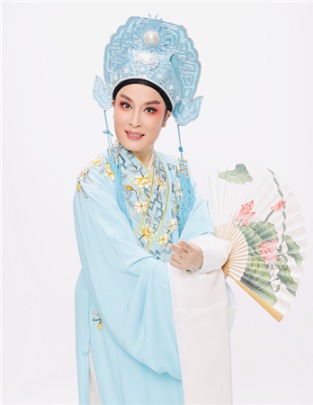 ����Խ��Ժ��Խ�硶��ɽ����ףӢ̨��